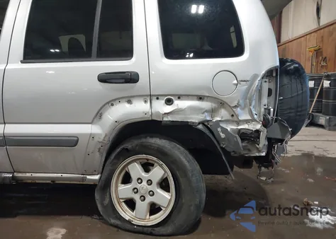 2006 Jeep Liberty Sport from USA, damaged, VIN 1J4GL48K66W154473